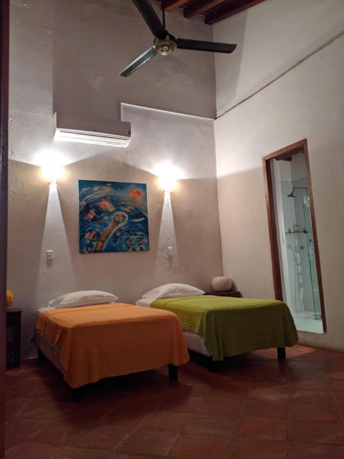 Casa Digna Quarto em Acomodações Particulares *
